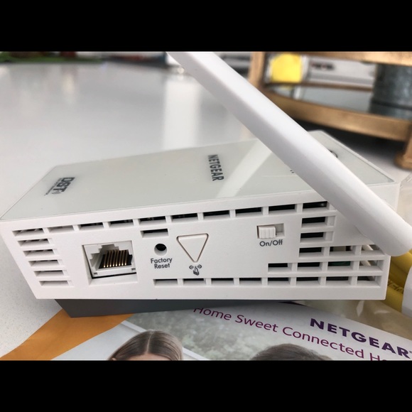 Netgear - Picture 3 of 4